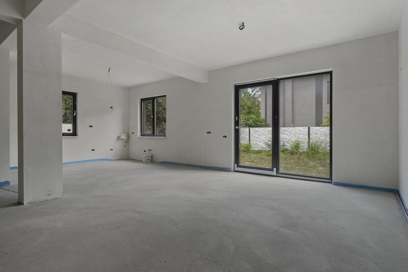 Militari, Pacii, casa spatioasa cu terasa si loc de parcare